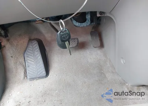 2006 Toyota Sienna Xle z USA, uszkodzony, nr VIN 5TDZA22C86S461041